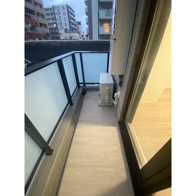 Room image 11