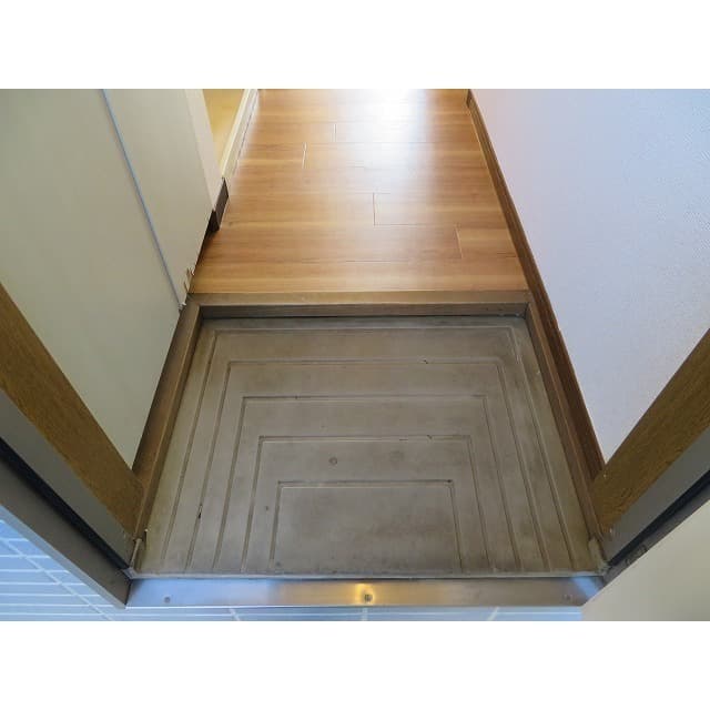Room image 15
