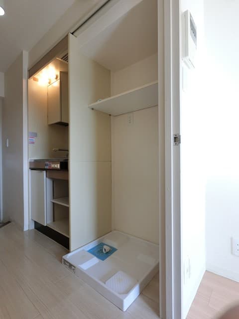 Room image 14