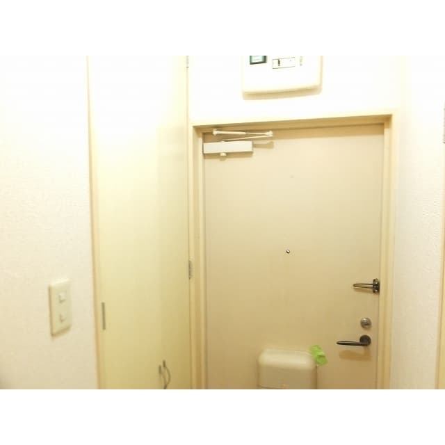 Room image 14