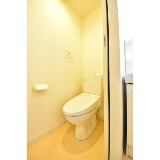 Room image 10