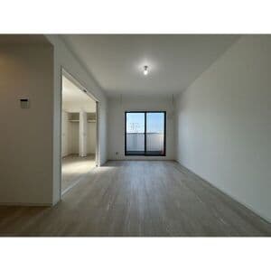 Room image 14