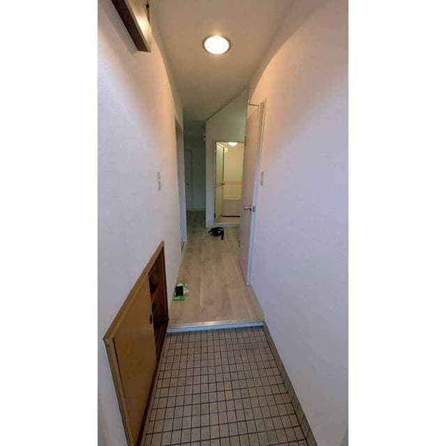Room image 13