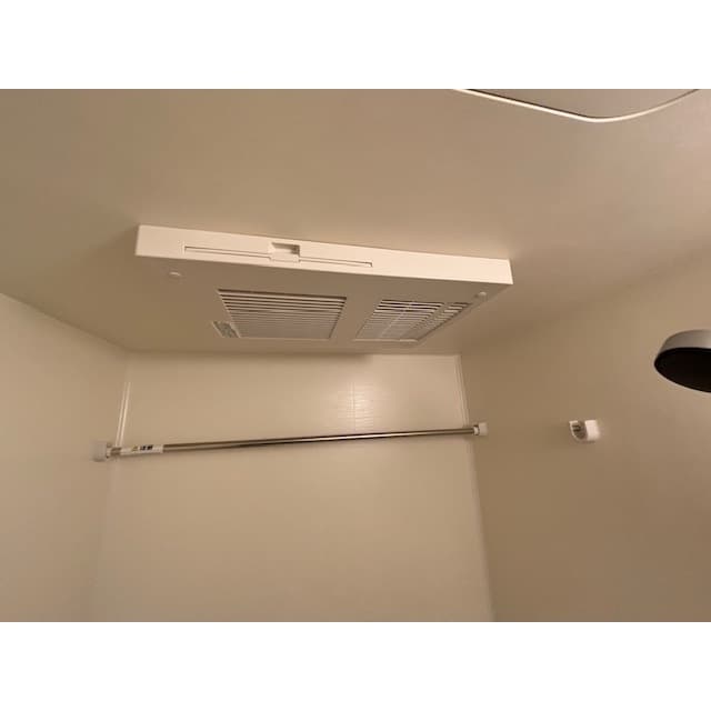 Room image 14
