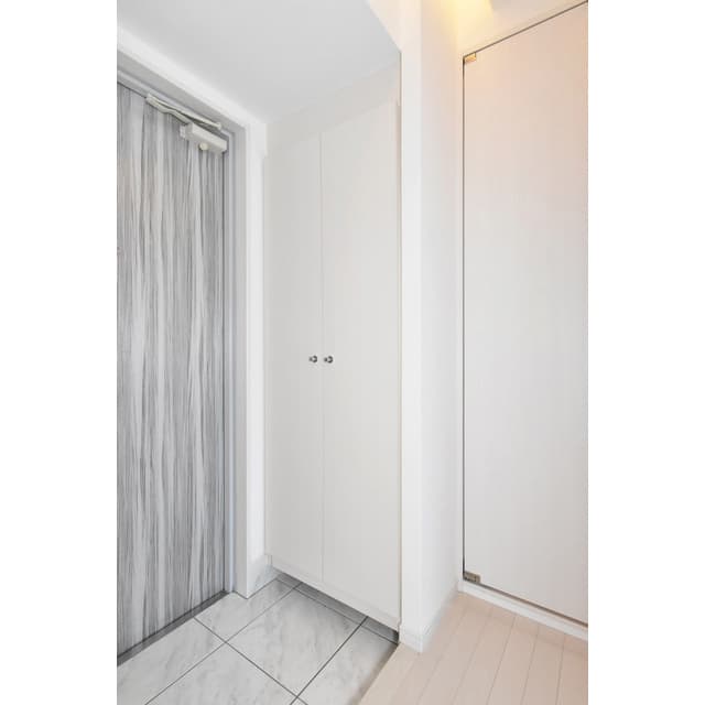 Room image 13