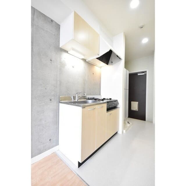 Room image 13