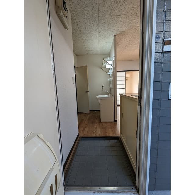 Room image 15