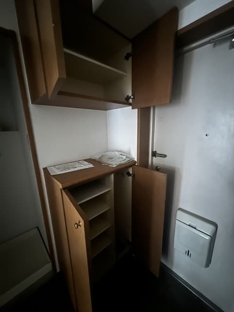 Room image 10