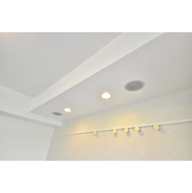 Room image 16