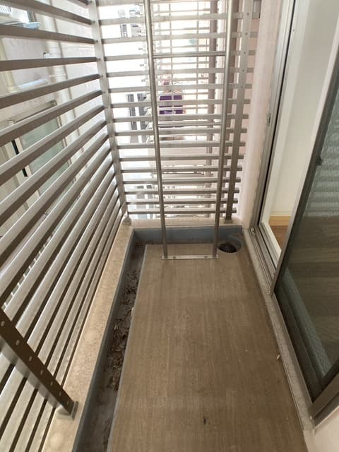 Room image 14