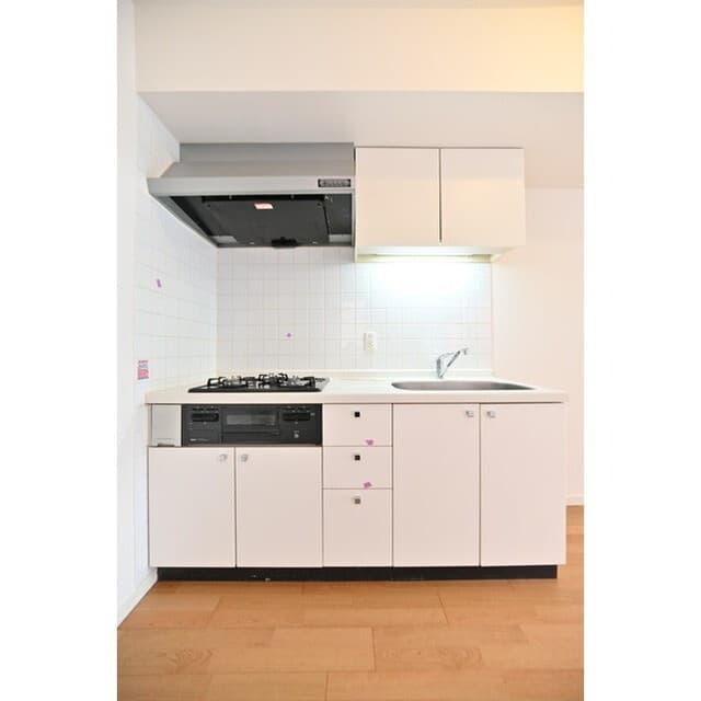 Room image 13