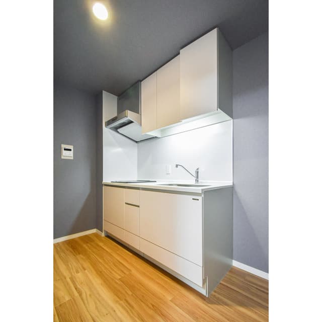 Room image 10