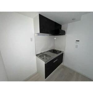 Room image 8