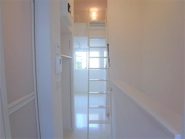 Room image 14