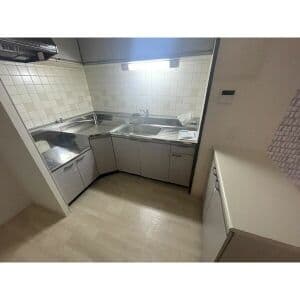 Room image 11