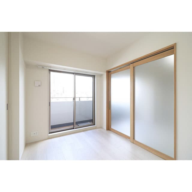 Preview interior of Minamihorie Apartment Grande