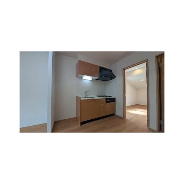 Room image 14