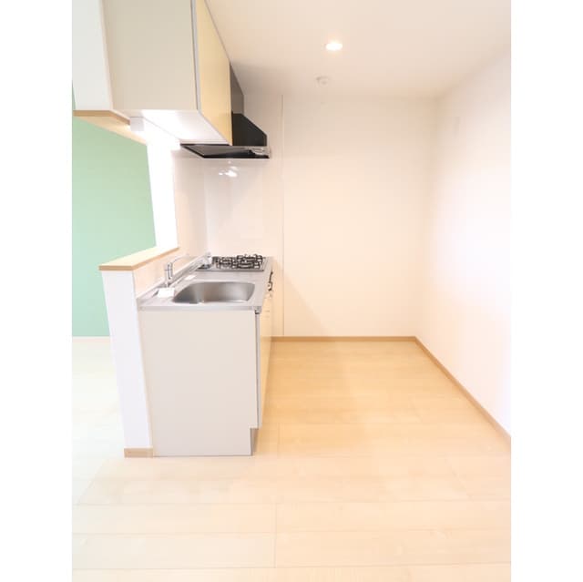 Room image 11
