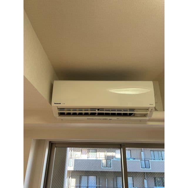Room image 8