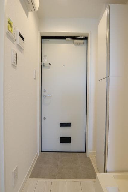 Room image 11