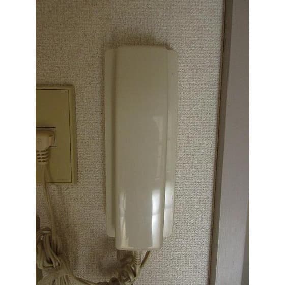 Room image 16