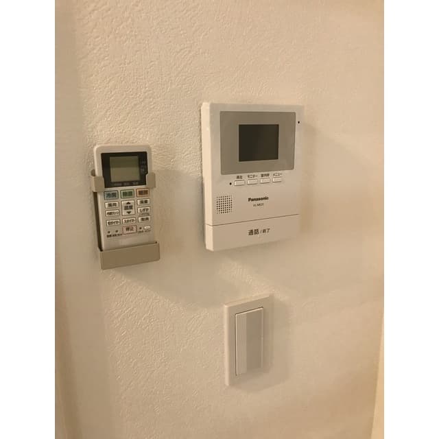 Room image 16