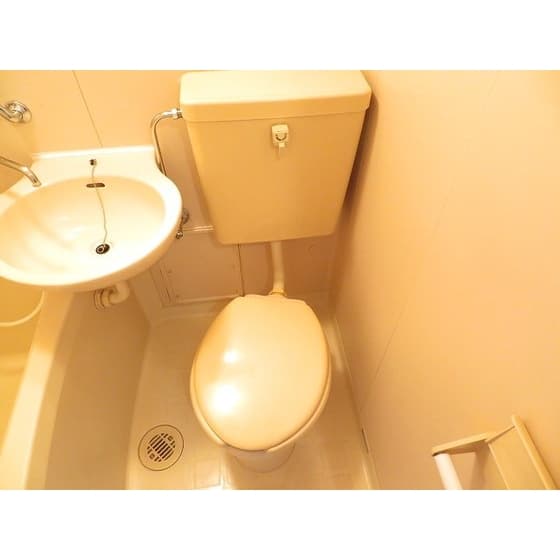 Room image 11
