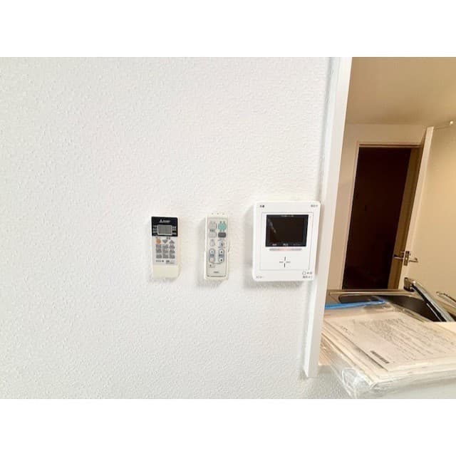 Room image 16
