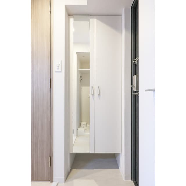 Room image 12
