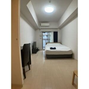 Room image 10