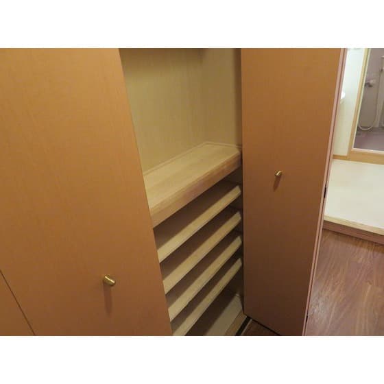 Room image 13