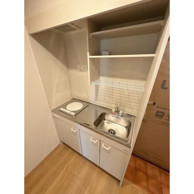 Room image 9