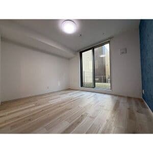 Room image 12