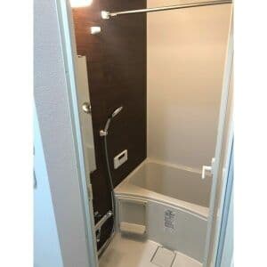 Room image 10