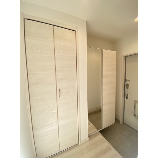 Room image 14