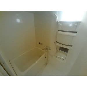 Room image 11