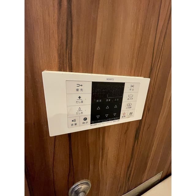 Room image 13