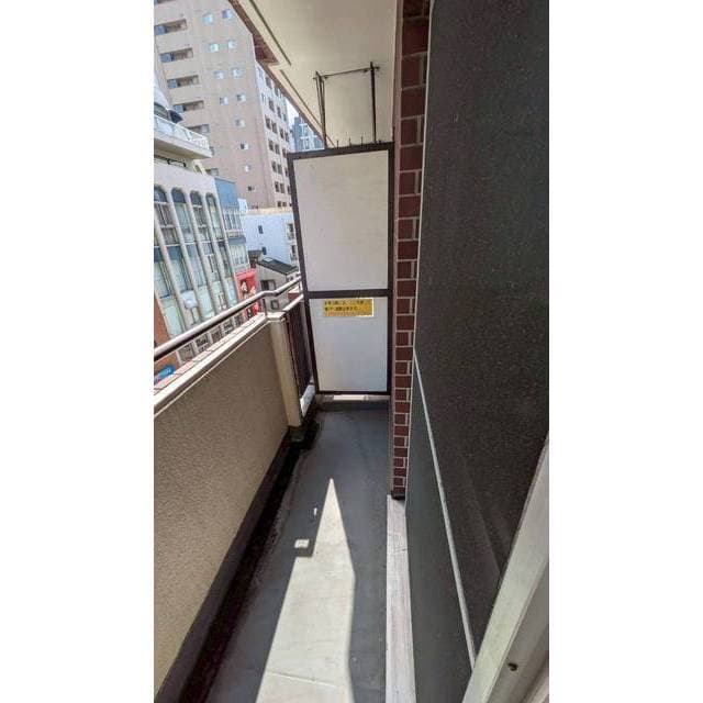 Room image 13