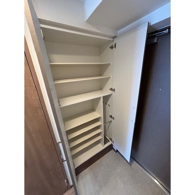 Room image 10