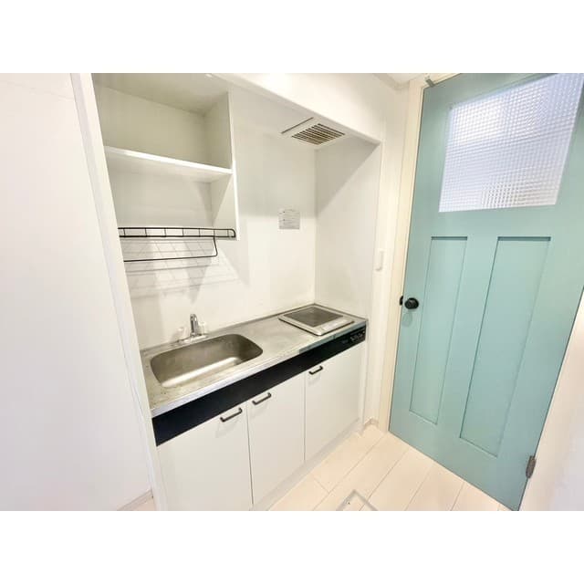 Room image 9