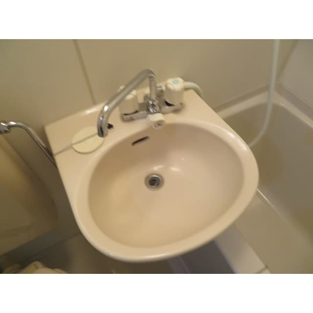 Room image 12