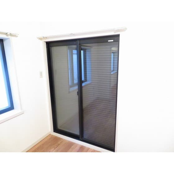 Room image 14