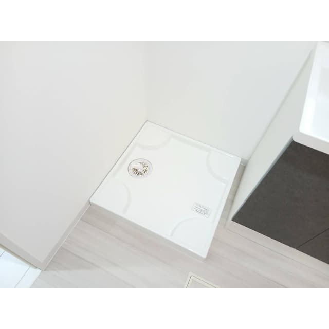 Room image 13