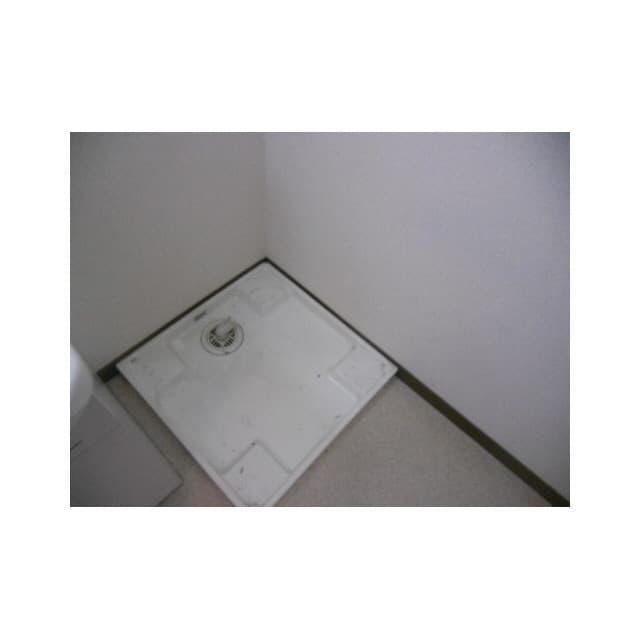 Room image 15