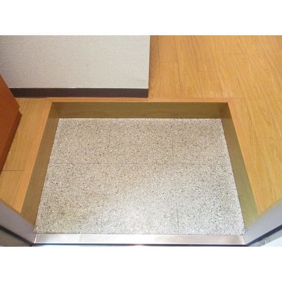 Room image 14