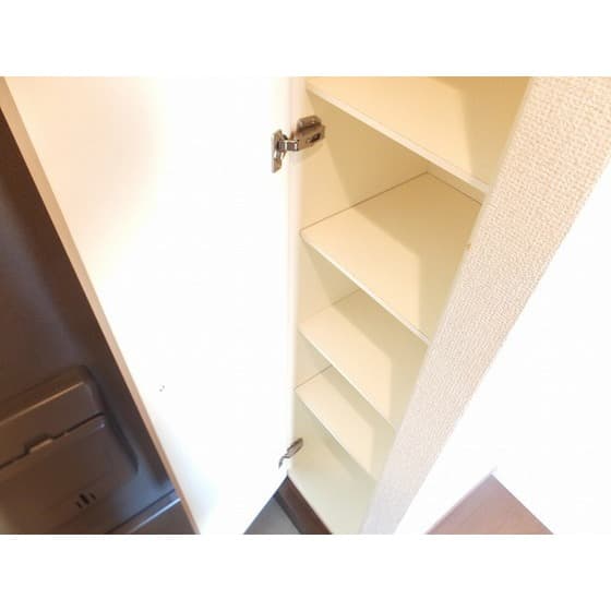 Room image 15