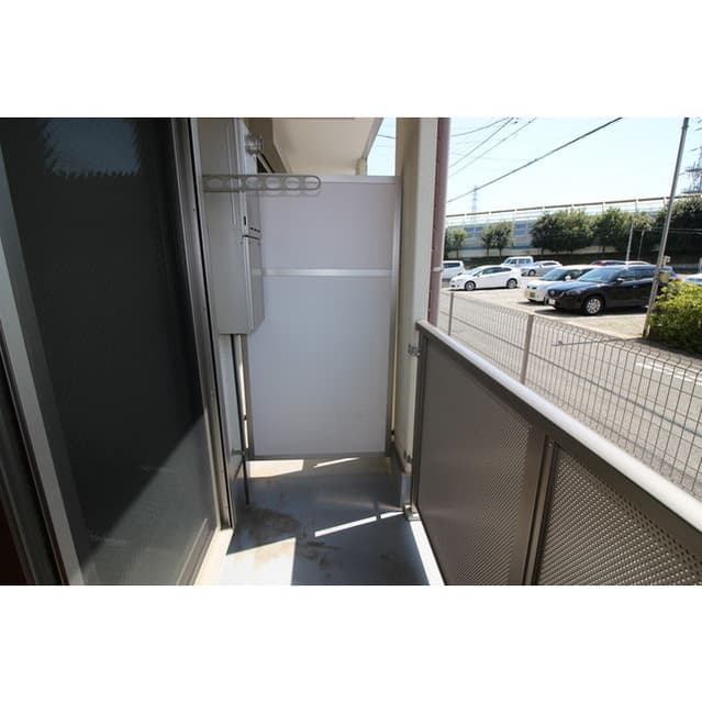 Room image 12