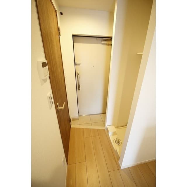 Room image 15