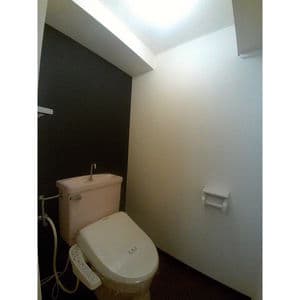 Room image 12