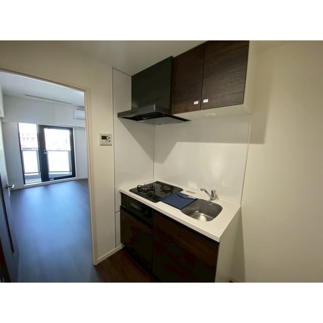 Room image 10